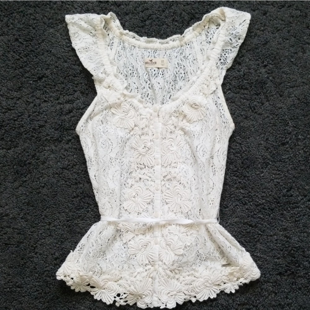 Abercrombie Vintage White Lace Top